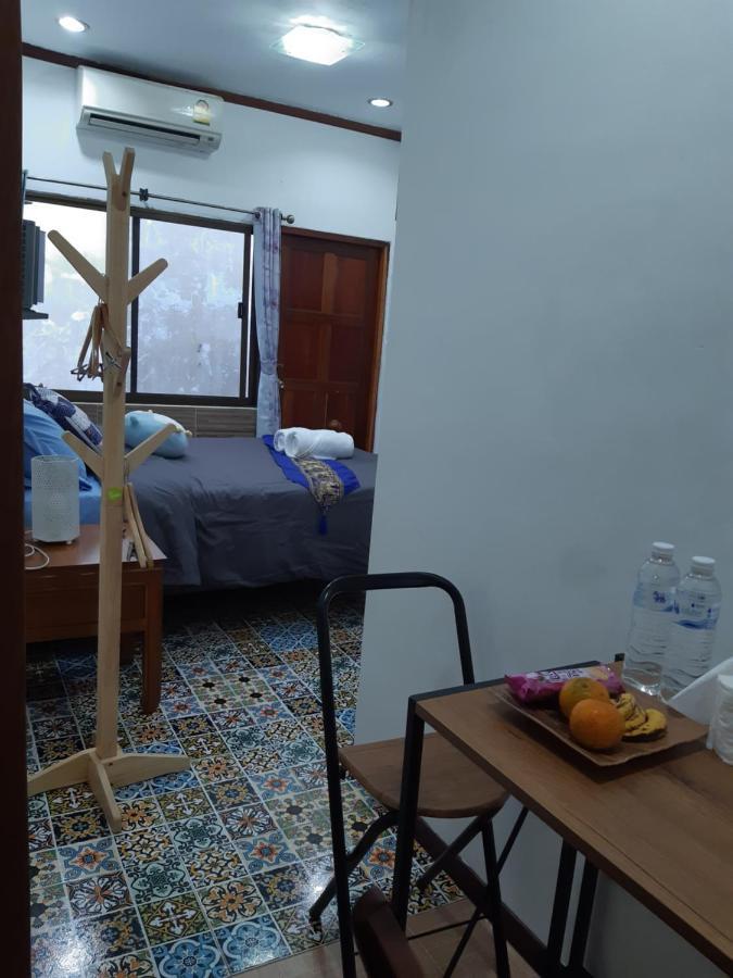 A & P House Apartment Bangkok Bagian luar foto
