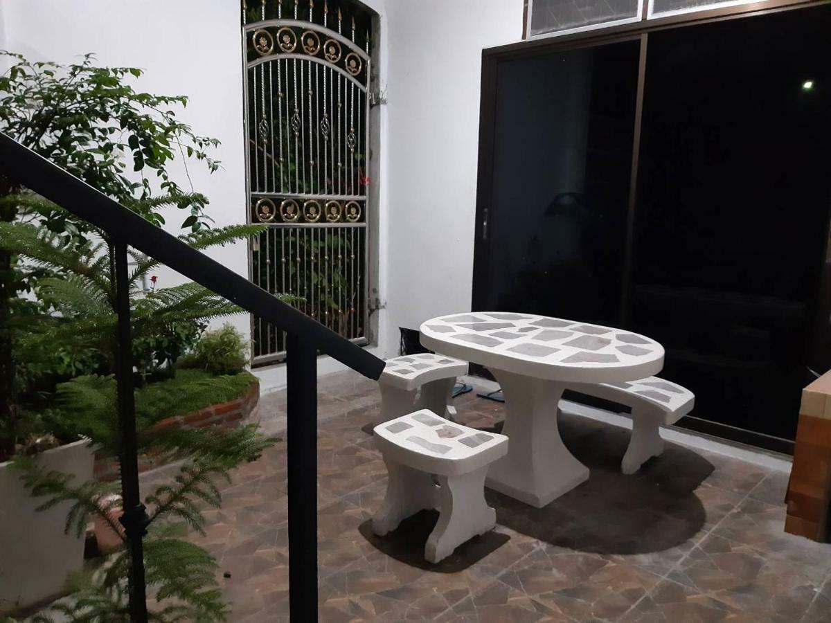 A & P House Apartment Bangkok Bagian luar foto