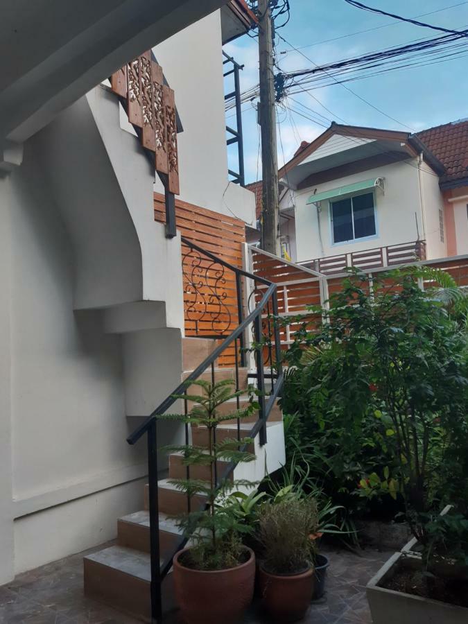 A & P House Apartment Bangkok Bagian luar foto