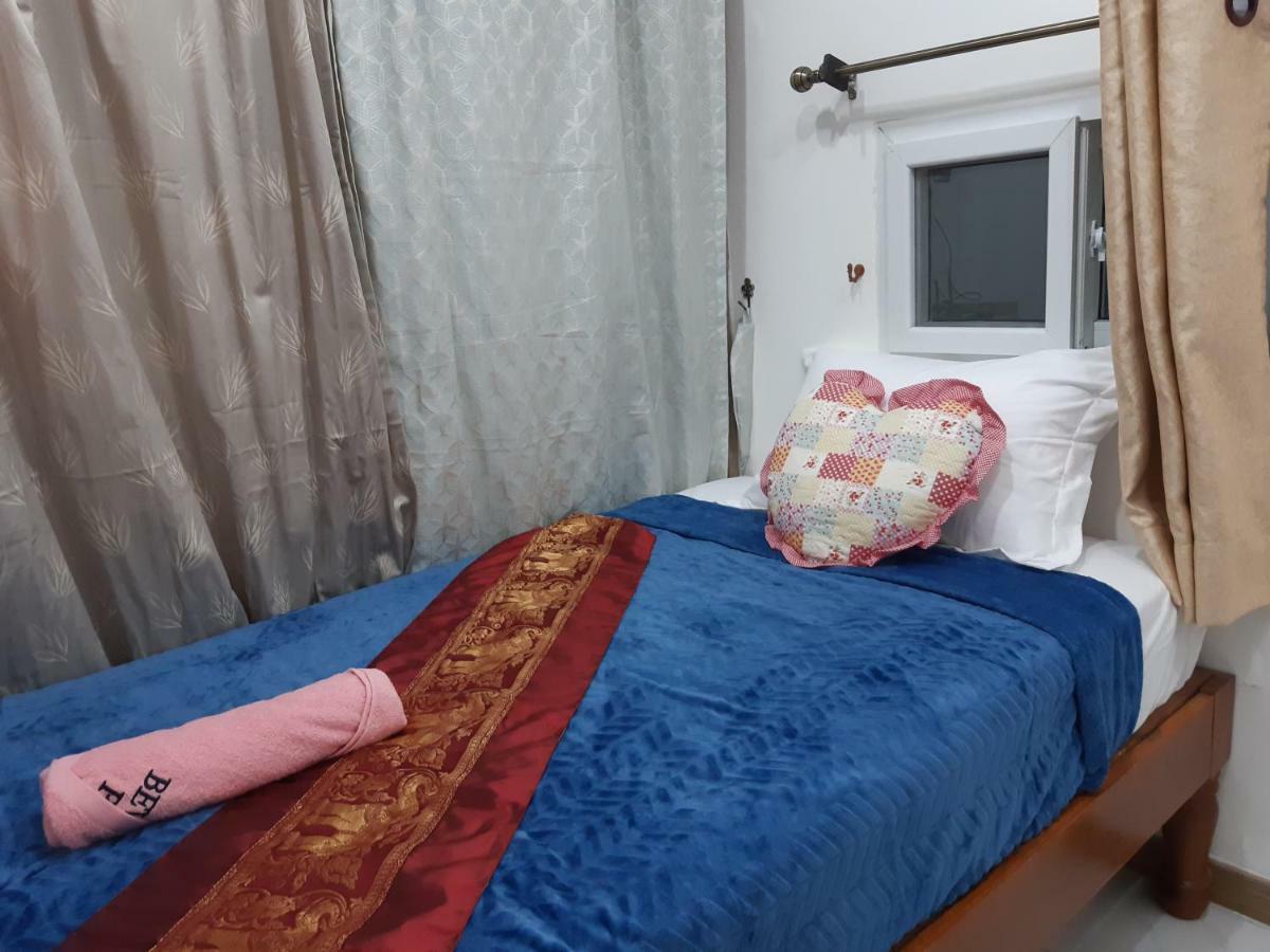 A & P House Apartment Bangkok Bagian luar foto