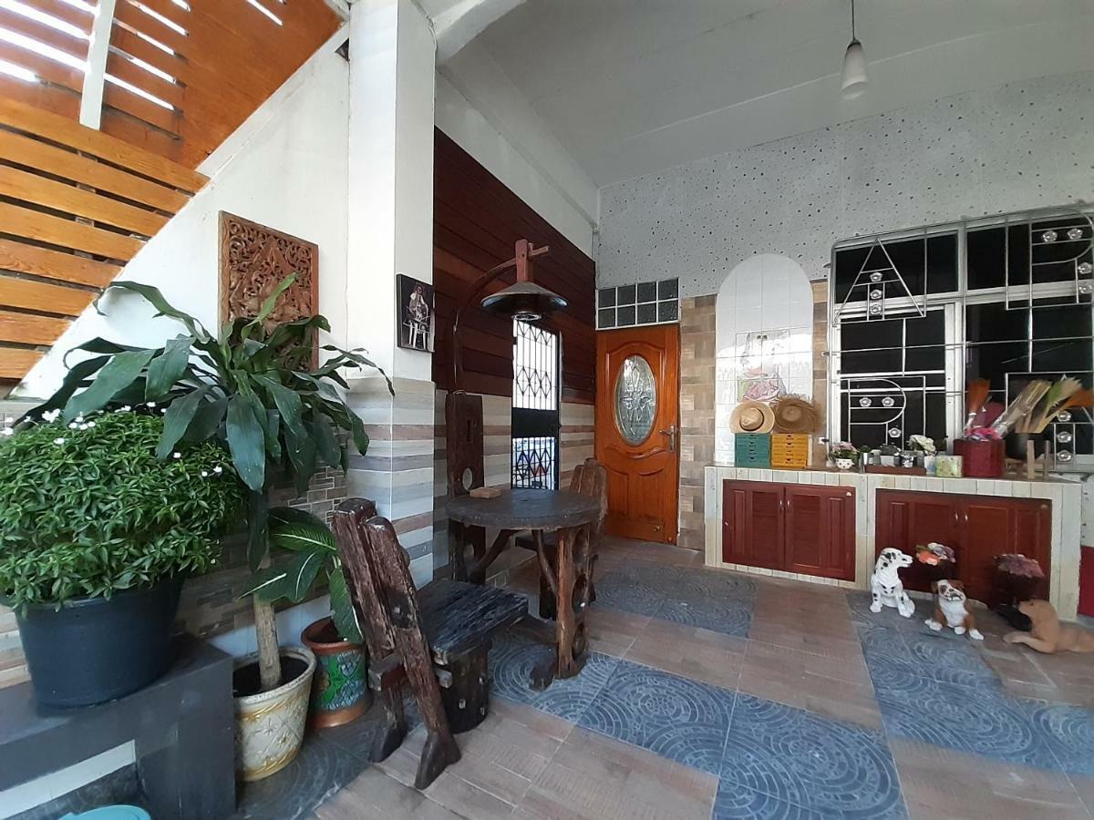 A & P House Apartment Bangkok Bagian luar foto