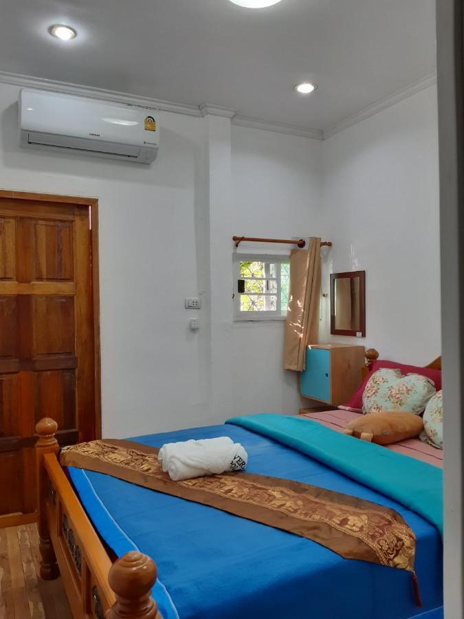 A & P House Apartment Bangkok Bagian luar foto