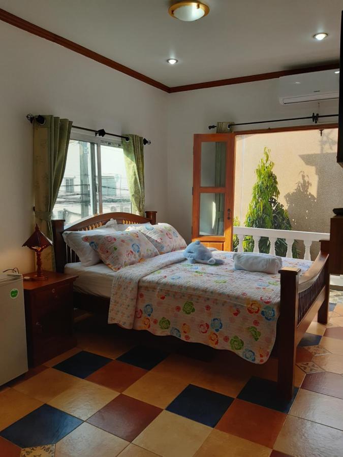 A & P House Apartment Bangkok Bagian luar foto
